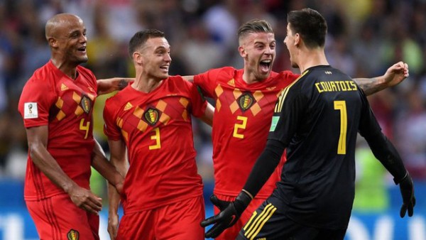Đội tuyển Bỉ diễu hành ăn mừng như giành chức vô địch World Cup