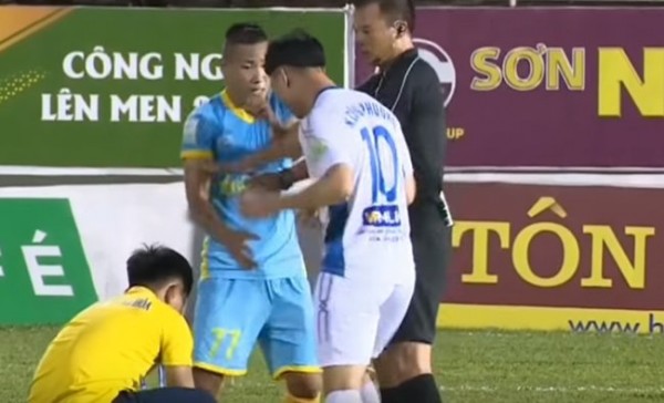 U23 Việt Nam: Thầy Park phải làm gì với Công Phượng đây?
