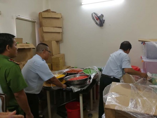 Tiêu hủy lô hàng nhái thực phẩm chức năng, thuốc