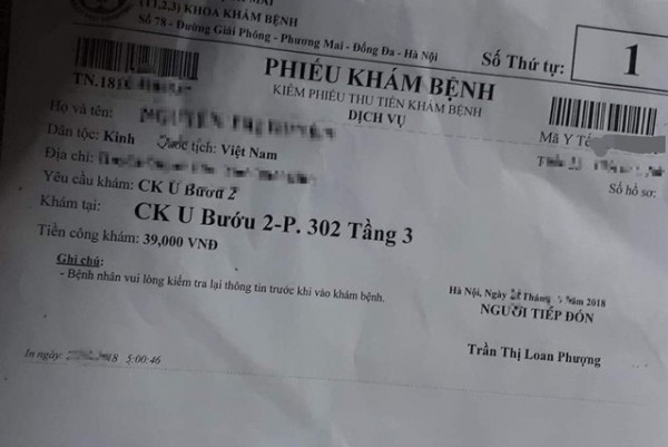 Bệnh viện Bạch Mai: Mất 500.000 đồng để được “dẫn đi khám”