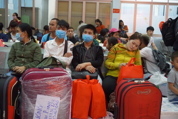 Những người 'ngán Tết' vì áp lực chi tiền cho quá nhiều thứ