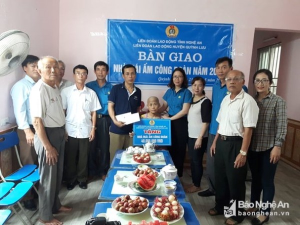 Nghệ An: Nhiều hoạt động thiết thực hỗ trợ người nghèo