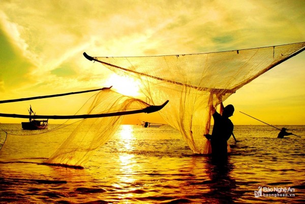 Hình ảnh bình minh tuyệt đẹp trên biển Diễn Châu