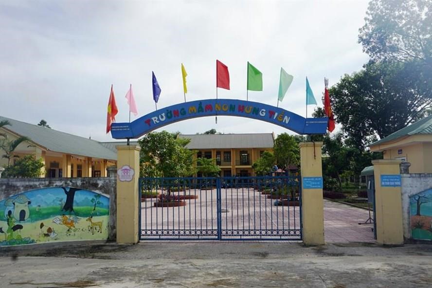 Vụ bị kỷ luật vẫn tiếp tục làm hiệu trưởng: Chủ tịch huyện nói gì?