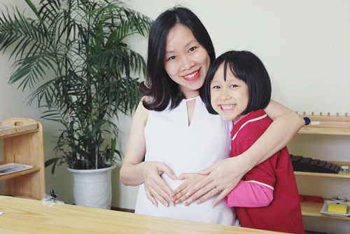 Chị Thắm hướng đế dạy con thành em bé lịch sự, nhã nhặn, tự tin, tự lập. Ảnh: NVCC.