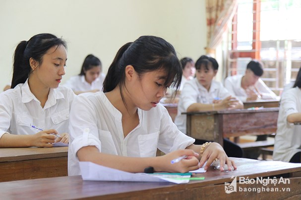Thí sinh Nghệ An tham dự Kỳ thi THPT quốc gia. Ảnh: Mỹ Hà