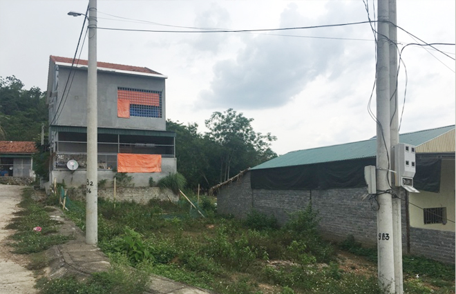 Khu đất tái định cư Vườn Xoài có diện tích 1,8ha đã được định giá đất bán cho 20 cán bộ, công chức không đúng đối tượng. Ảnh: CT